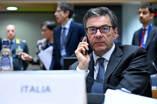 Ue-Giorgetti-serve-un-Recovery-Plan-per-la-difesa.jpg