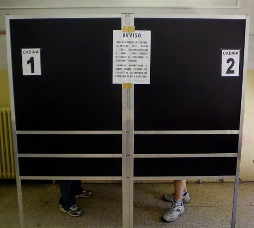Elezioni-Comunali-affluenza-in-calo-alle-12-e-al-135.jpg