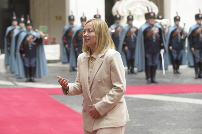Meloni-a-Leone-XIV-bene-richiamo-alla-pace-mondo-ne.jpg