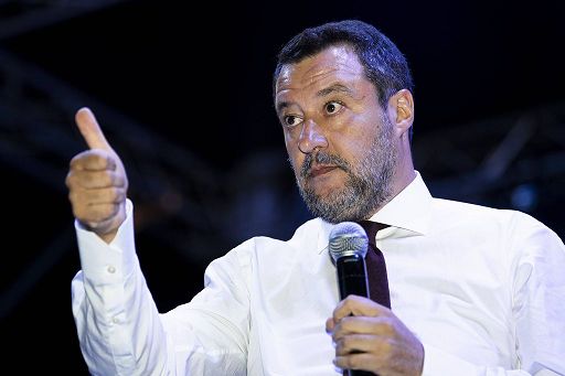 Salvini-attacca-la-Consulta-per-la-sentenza-sulla-fecondazione.jpg