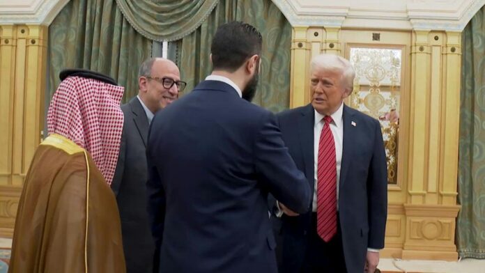 Siria-Trump-ha-chiesto-ad-Al-Sharaa-di-aderire-agli-Accordi.jpg
