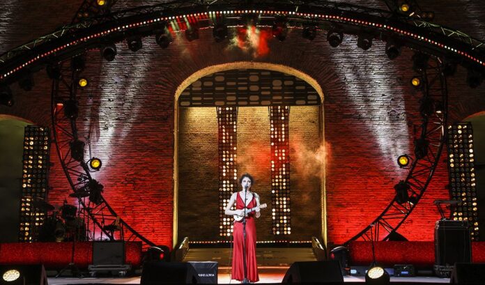 Elena-Mil-e-la-vincitrice-assoluta-di-Musicultura-2025.jpg