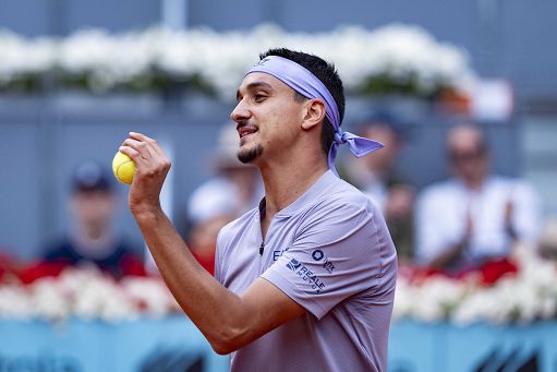 Tennis-Sonego-vince-allesordio-a-Eastbourne.jpg