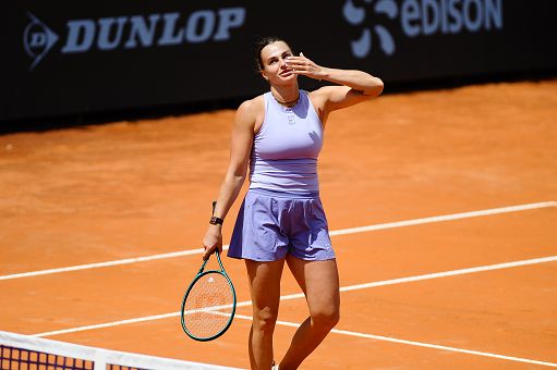 Tennis-prima-semifinale-al-Roland-Garros-Sabalenka-contro-Swiatek.jpg