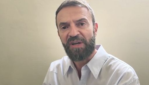 Teatri-Alessandro-Sciarroni-politica-incapace-disastri-da-tempo.jpg