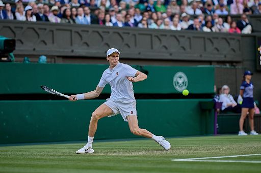 Tennis-Sinner-il-gomito-sta-meglio-oggi-si-allena.jpg