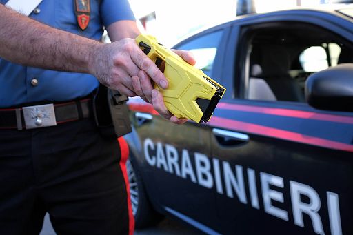 Due-morti-dopo-scariche-col-taser-in-poche-ore-Piantedosi.jpg