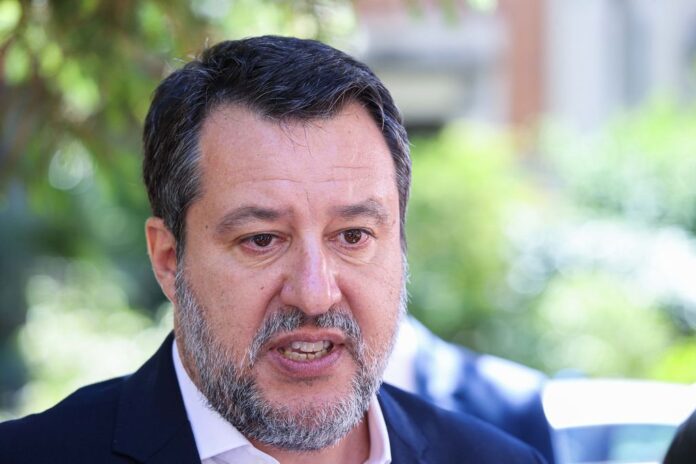 Italia-Francia-Borghi-Lega-macche-crisi-irresponsabile-chi-parla-di-truppe.jpg