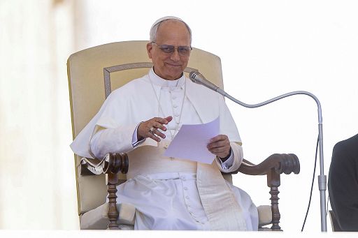 Il-Papa-lIA-va-governata-con-criteri-di-etica-pubblica.jpg