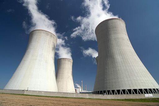 Il-ministro-dellAmbiente-Pichetto-Fratin-il-futuro-dellenergia-per-lItalia.jpg