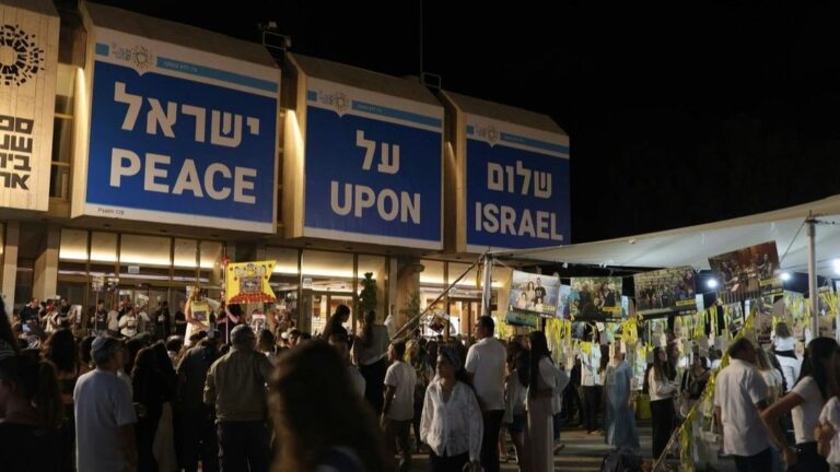 Mancano ancora alcuni corpi degli ostaggi israeliani, a che punto è lo scambio con i prigionieri palestinesi