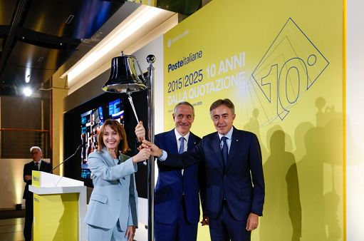 Poste-celebra-10-anni-dallIpo-valore-triplicato-e-7mld-di.jpg