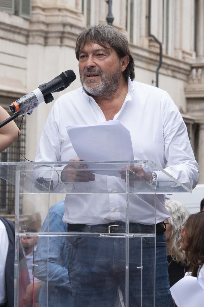 Ranucci-in-piazza-diffidate-di-politici-che-non-rispondono-a.jpg