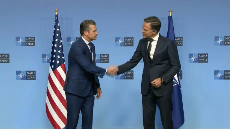 Riunione Nato, Heghseth: la pace si ottiene solo con la forza