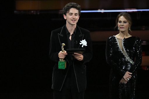 Chalamet-e-il-rapper-virale-EsDeeKid-Il-quotniquot-dellattore.jpg