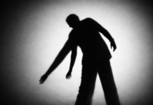 Ricchi senza popolo: l’occidente nelle mani del mercato