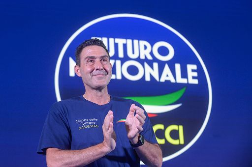 Assemblea-costituente-di-Futuro-nazionale-con-linno-di-Mameli-Vannacci.jpg