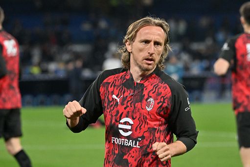 Calcio-Modric-prossimo-al-rinnovo-con-il-Milan.jpg