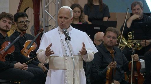 Il-Papa-cita-Bob-Dylan-non-e-latomica-a-generare.jpg